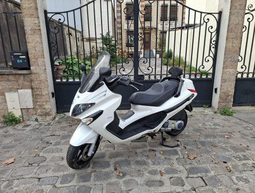 PIAGGIO 125 X-EVO