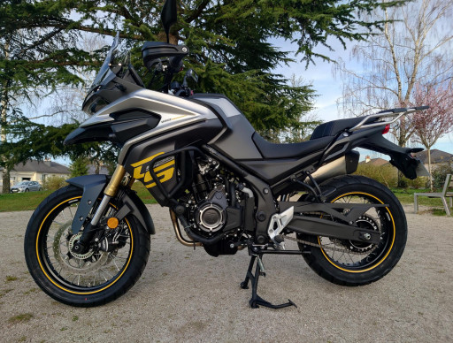 VOGE 525 DSX comme Neuve : 856 kms ! Possible 250€*x 24mois
