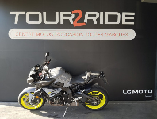 YAMAHA MT-10