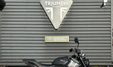 TRIUMPH TRIDENT 660