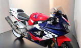 HONDA CBR 900 RR 