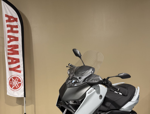 YAMAHA XMAX 125 TECH MAX + 