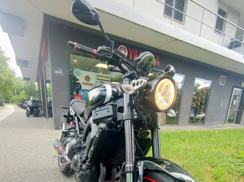 YAMAHA XSR 900