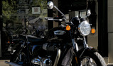 TRIUMPH BONNEVILLE T100 900