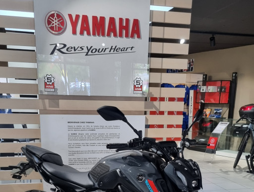 YAMAHA MT-07 (47.5CV)