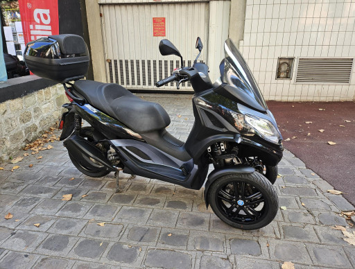 PIAGGIO MP3 300 LT