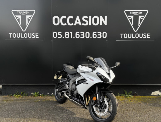 TRIUMPH 	DAYTONA 660