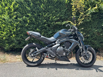 KAWASAKI ER-6