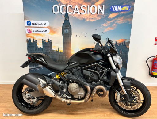 DUCATI MONSTER 821