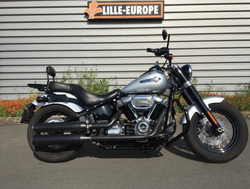 HARLEY-DAVIDSON SOFTAIL SLIM 1745