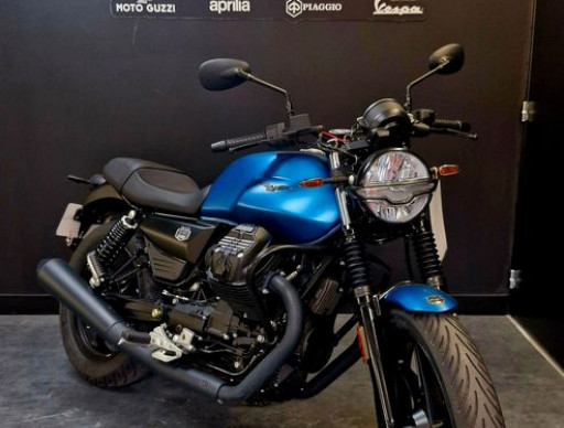MOTO GUZZI V7 STONE