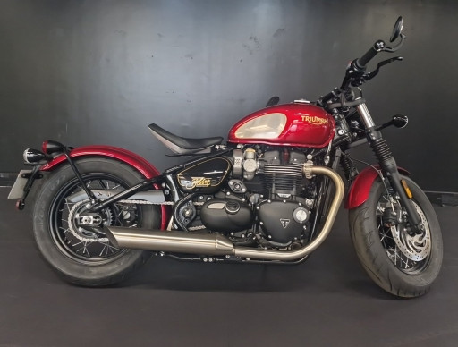 TRIUMPH Bonneville Bobber 1200 GOLD LINE EDITION