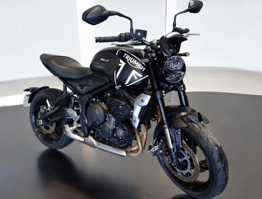 TRIUMPH TRIDENT 660 ACCIDENTE RSV 