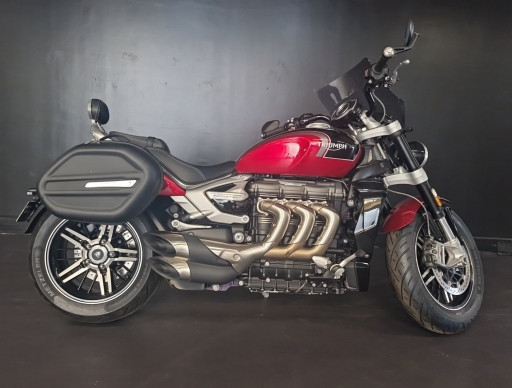 TRIUMPH ROCKET 3 GT