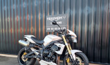 TRIUMPH STREET TRIPLE 675
