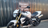 TRIUMPH STREET TRIPLE 675