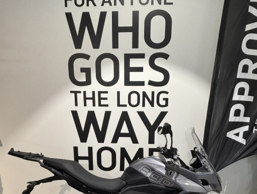 TRIUMPH TIGER 800