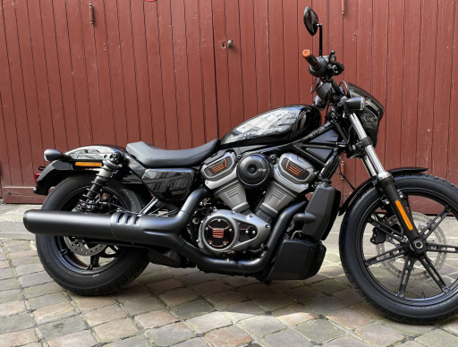 HARLEY-DAVIDSON SPORTSTER Nightster 975 RH
