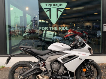 TRIUMPH 	DAYTONA 660