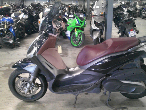 PIAGGIO BEVERLY 350 ACCIDENTE RSV N°22460