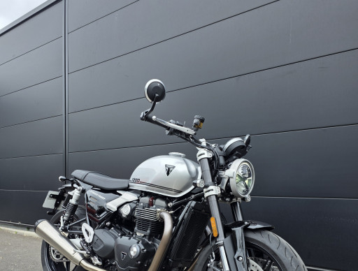 TRIUMPH SPEED TWIN 1200
