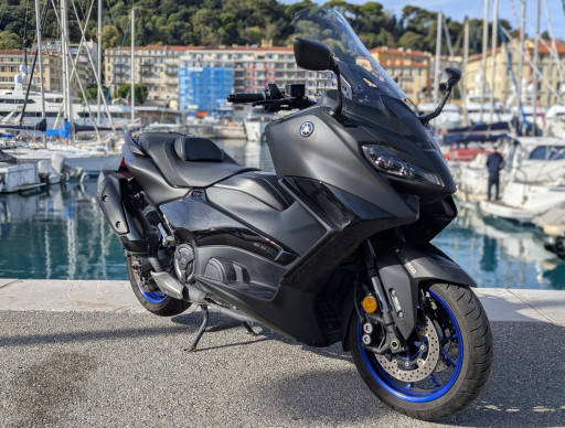 YAMAHA XP T-MAX 560