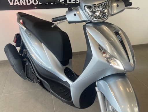 PIAGGIO MEDLEY 125 Iget - MARS 2025 - LEASING 31EUROS / MOIS *