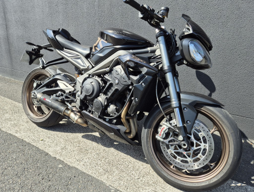 TRIUMPH STREET TRIPLE 765 RS