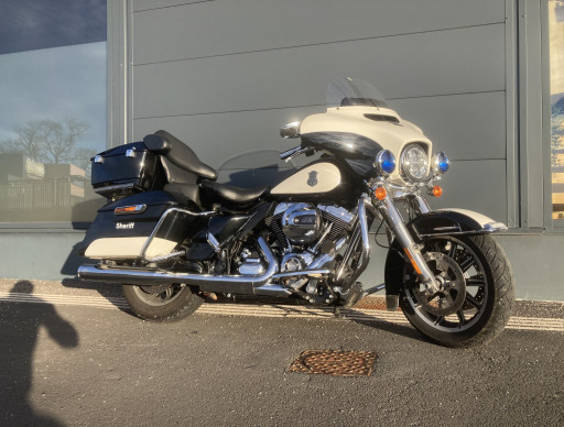 HARLEY-DAVIDSON TOURING ELECTRA GLIDE 1690 POLICE