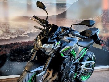 KAWASAKI Z 900 
