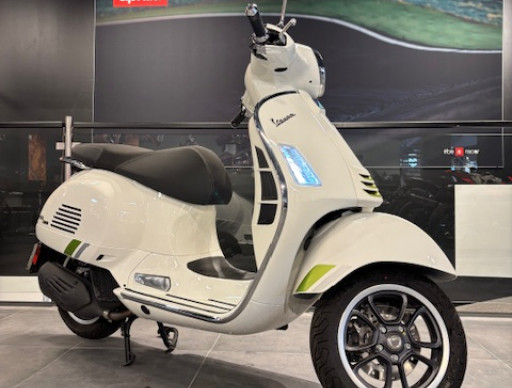 VESPA GTS 125 SUPER TECH