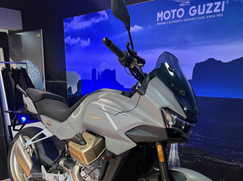 MOTO GUZZI V100 Mandello Aviazione Navale