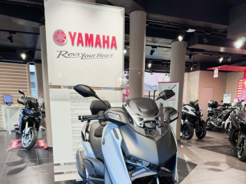 Yamaha Xmax 125 Tech Max 2025 de courtoisie*