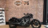 HARLEY-DAVIDSON SPORTSTER NIGHTSTER 975