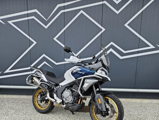 CF MOTO 700MT