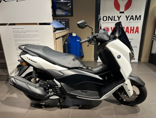 YAMAHA NMAX 125