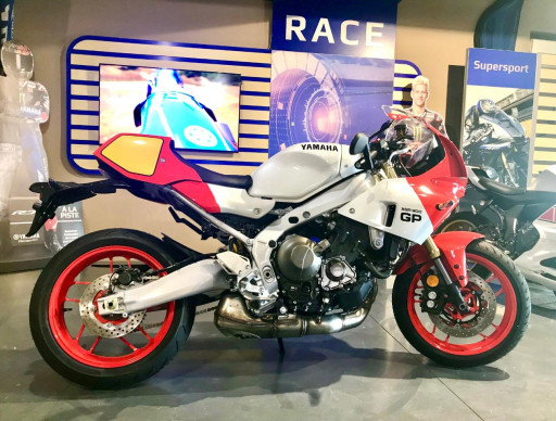 YAMAHA XSR 900 GP