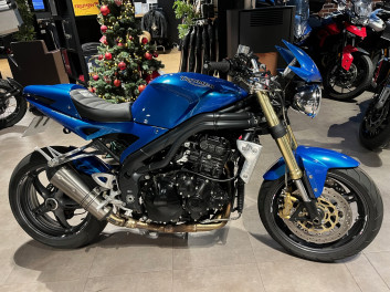 TRIUMPH SPEED TRIPLE 1050
