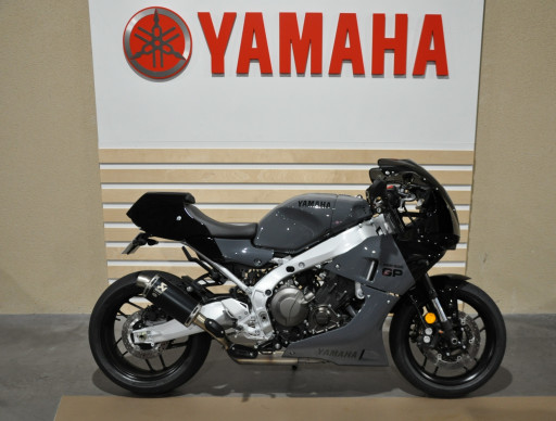 YAMAHA XSR 900 GP Pack racer