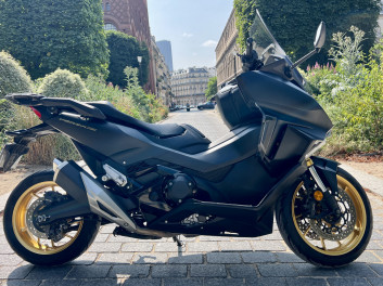 HONDA NSS FORZA 750 12.000 kms