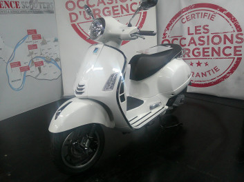 VESPA GTS 125 ABS 2023 3790KM