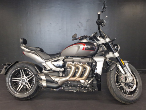 TRIUMPH ROCKET 3 GT