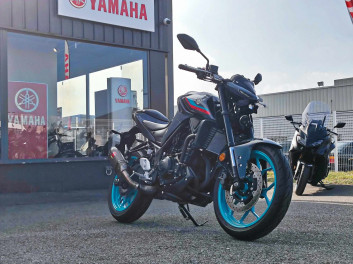 YAMAHA MT03 akrapovic
