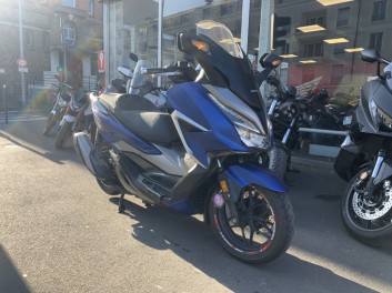 Honda Forza 350