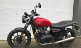 TRIUMPH STREET TWIN  900