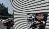 HARLEY-DAVIDSON SPORTSTER 883 R