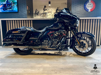 HARLEY-DAVIDSON TOURING STREET GLIDE 1923 CVO 