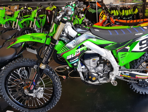 KAWASAKI KX450F CROSS