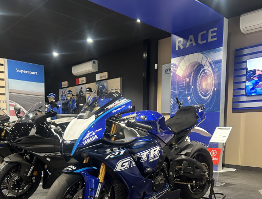 YAMAHA R1 GYTR