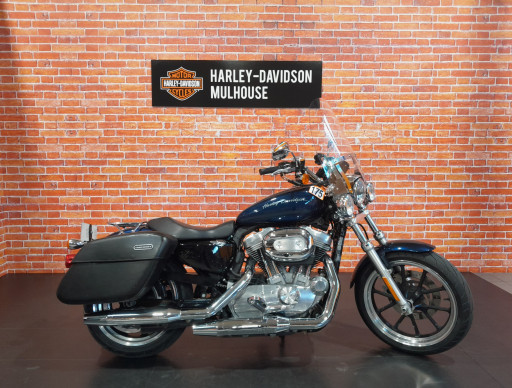 HARLEY-DAVIDSON SPORTSTER 883